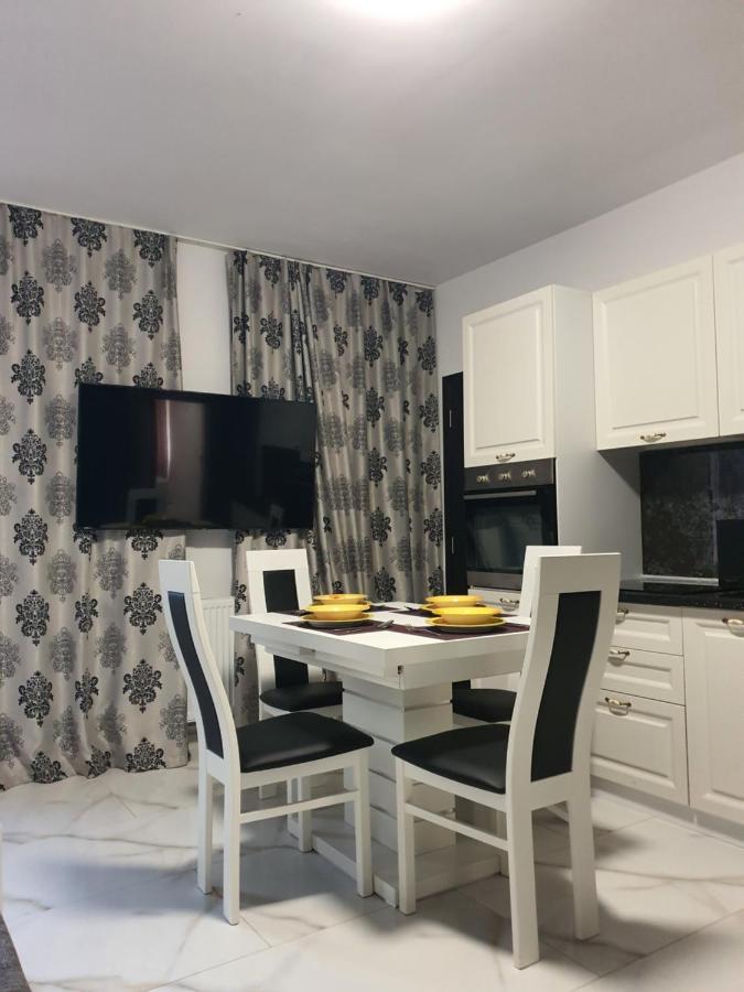 Centre Apartment Oradea Ngoại thất bức ảnh